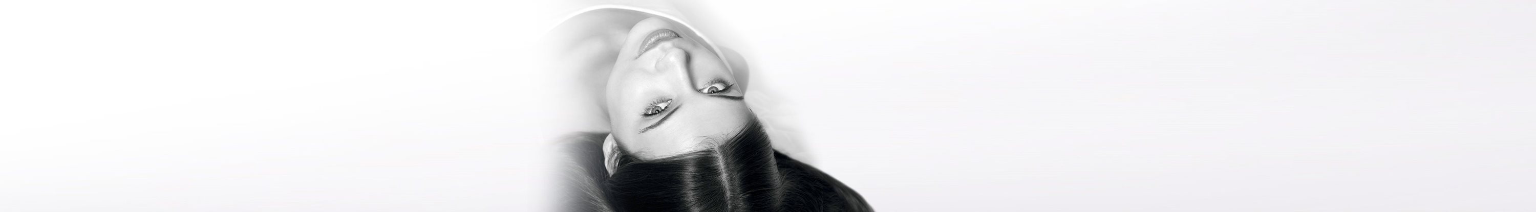 Mujer con cabello fino